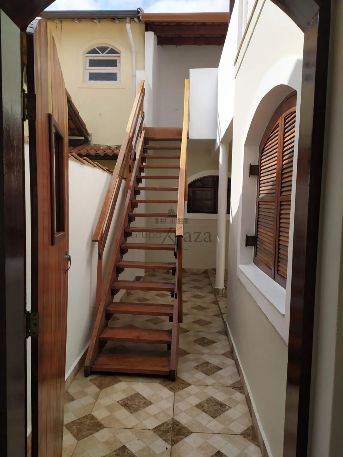 Foto 22 de Casa Padrão em Parque Brasil, Jacareí - imagem 22