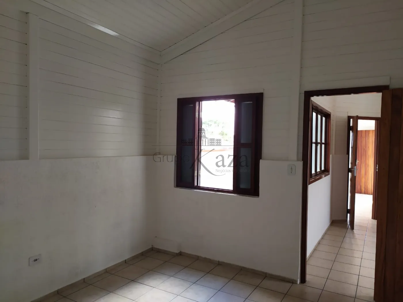Foto 38 de Casa Padrão em Parque Brasil, Jacareí - imagem 38