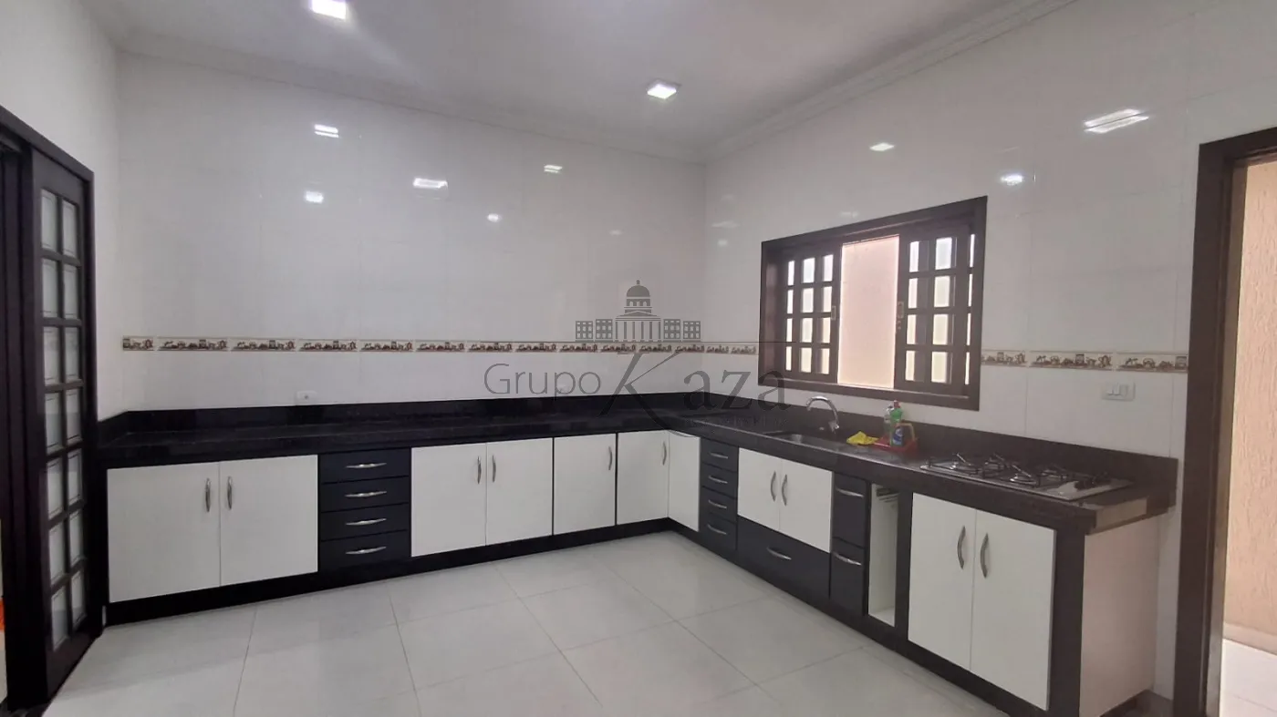 Foto 4 de Casa Térrea em Loteamento Villa Branca, Jacareí - imagem 4