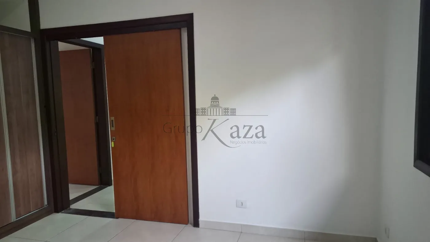 Foto 13 de Casa Térrea em Loteamento Villa Branca, Jacareí - imagem 13