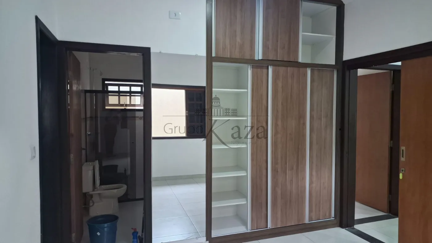 Foto 12 de Casa Térrea em Loteamento Villa Branca, Jacareí - imagem 12