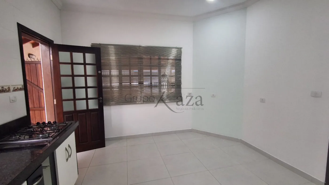 Foto 6 de Casa Térrea em Loteamento Villa Branca, Jacareí - imagem 6