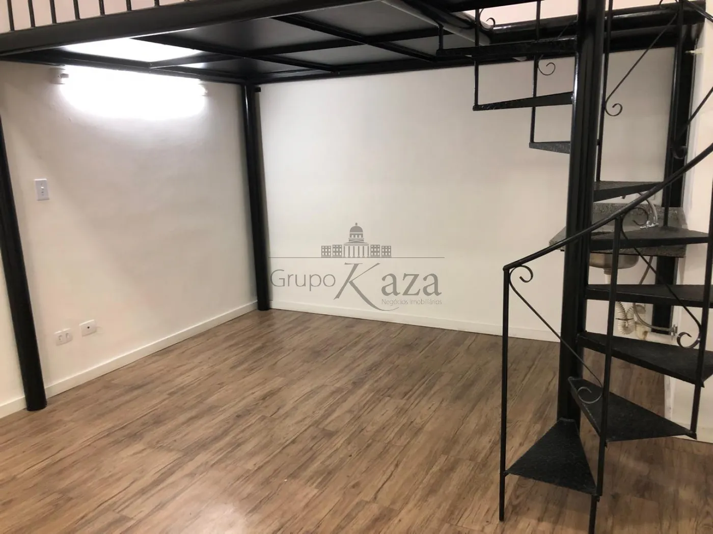 Foto 2 de Comercial Loja em condomínio comercial em Centro, São José dos Campos - imagem 2