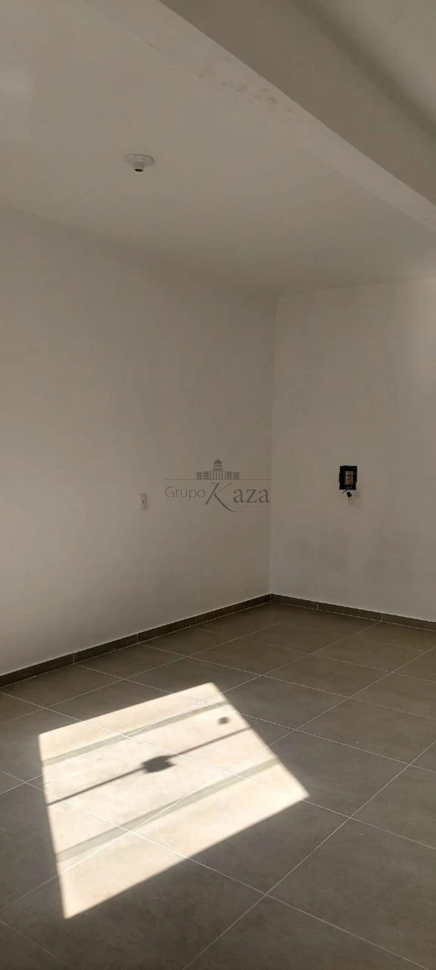 Foto 1 de Comercial Sobreloja em Parque Novo Horizonte, São José dos Campos - imagem 1