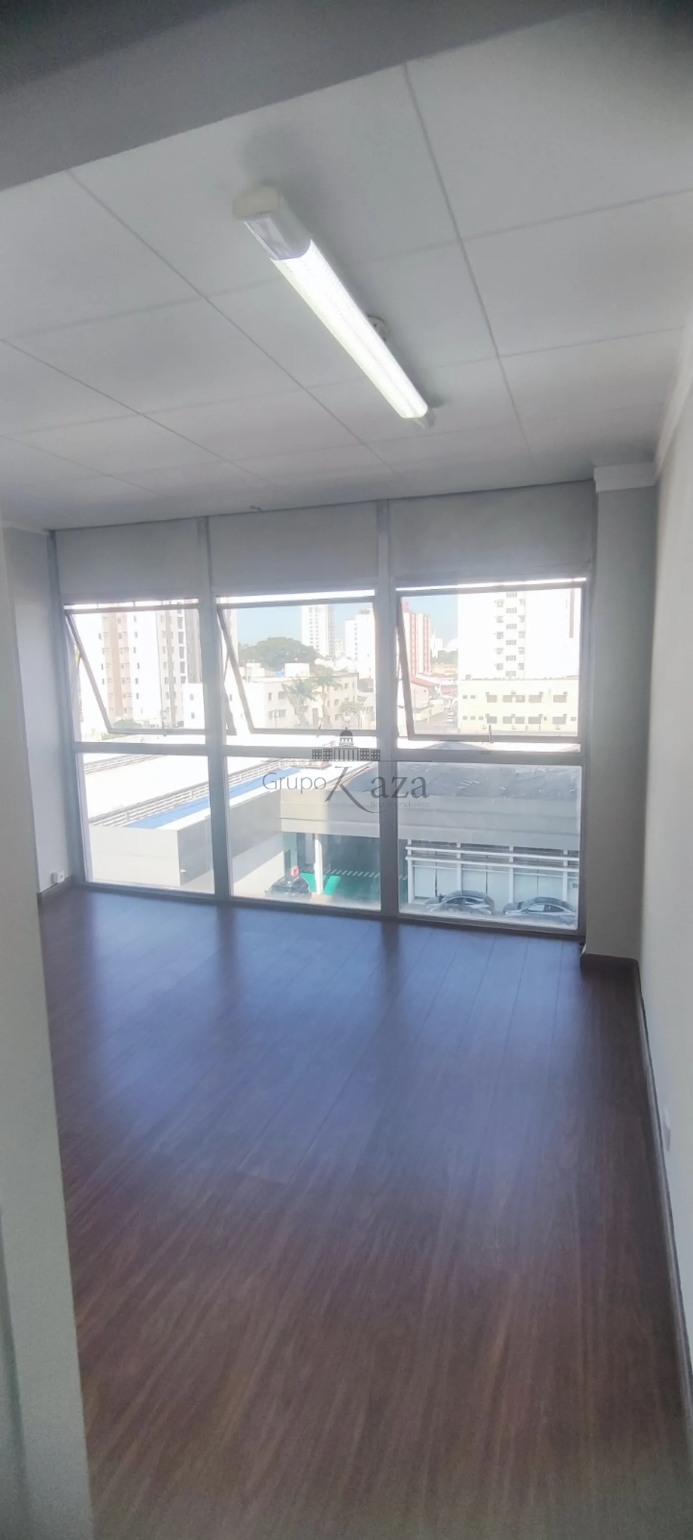 Foto 2 de Comercial Sala Condomínio em Jardim São Dimas, São José dos Campos - imagem 2