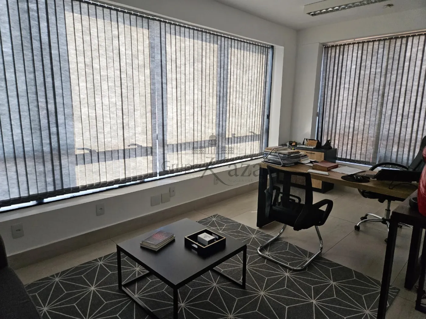 Foto 3 de Comercial Sala Condomínio em Centro, São José dos Campos - imagem 3