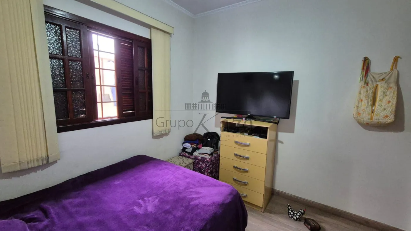 Foto 13 de Casa Padrão em Jardim Emilia, Jacareí - imagem 13