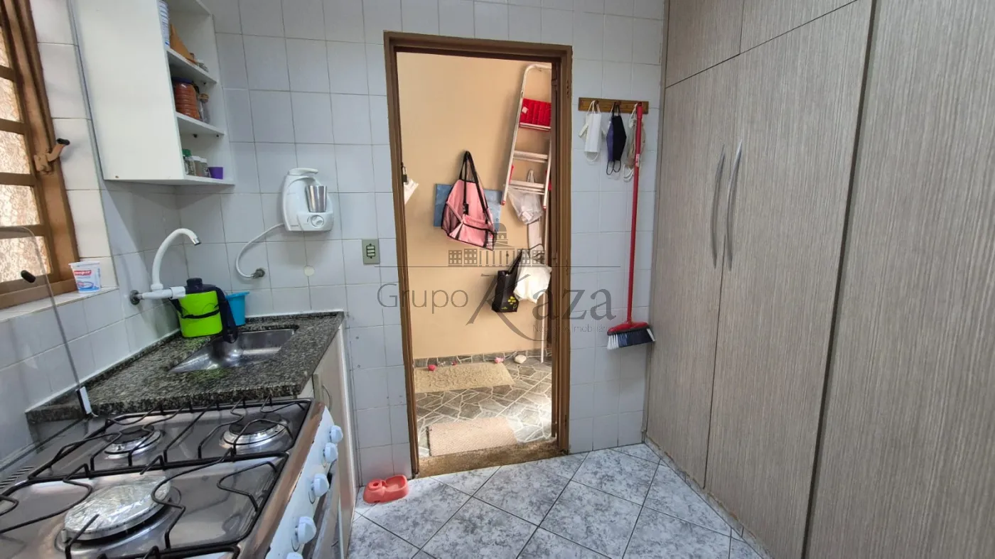 Foto 16 de Casa Padrão em Jardim Emilia, Jacareí - imagem 16
