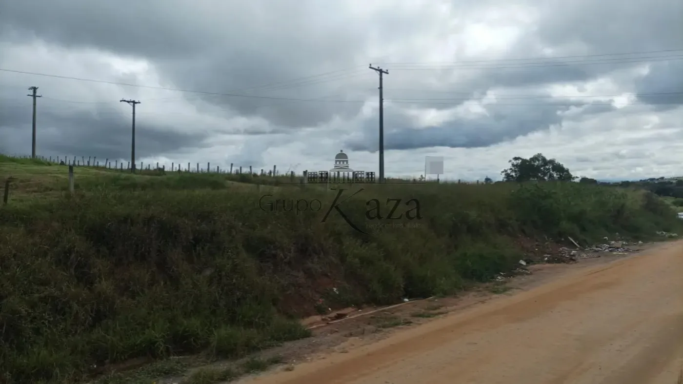 Foto 3 de Terreno Padrão em Bom Retiro, São José dos Campos - imagem 3