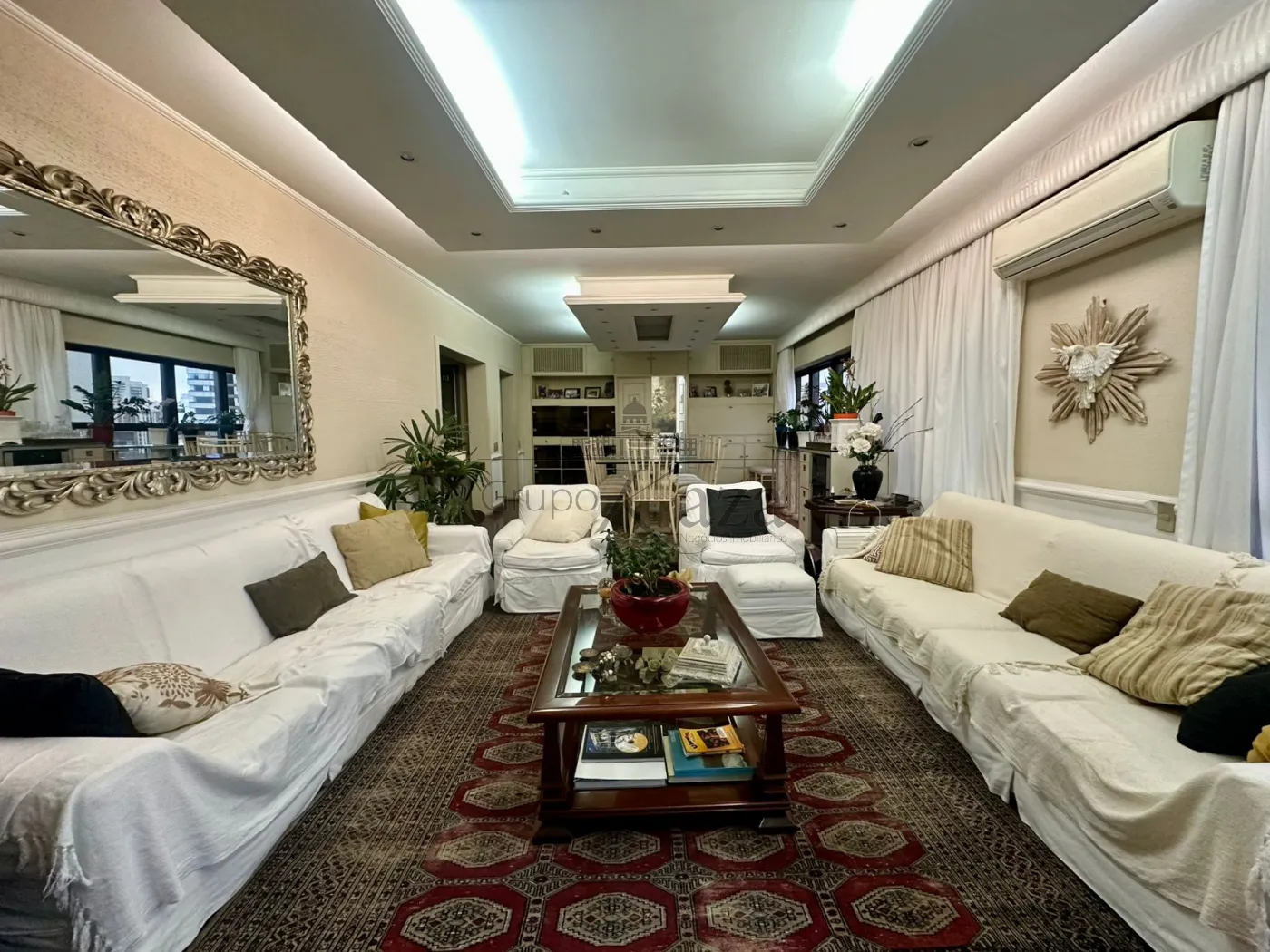 Foto 1 de Apartamento Padrão em Vila Nova Conceição, São Paulo - imagem 1