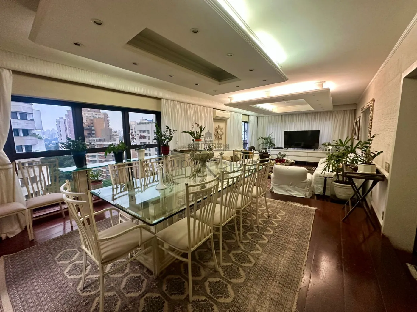 Foto 5 de Apartamento Padrão em Vila Nova Conceição, São Paulo - imagem 5
