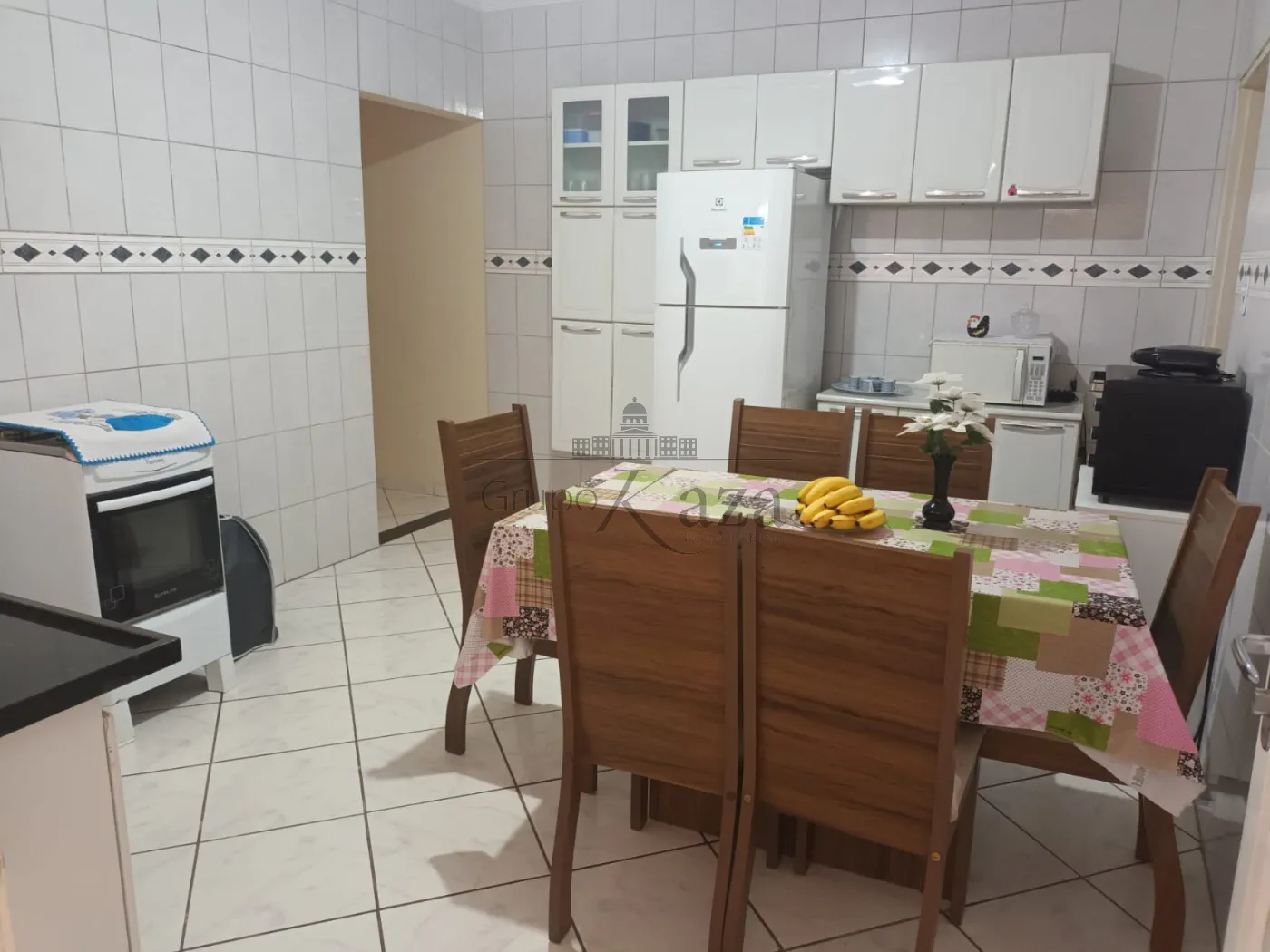 Foto 2 de Casa Padrão em Jardim Oriente, São José dos Campos - imagem 2