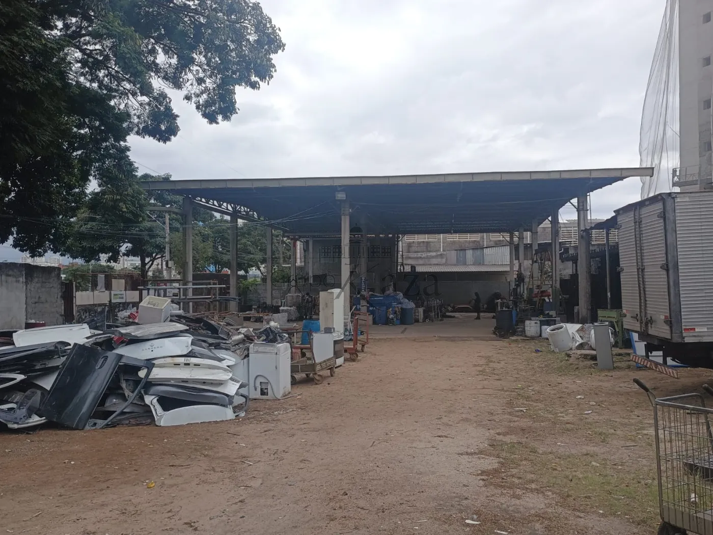 Foto 2 de Terreno Padrão em Cidade Morumbi, São José dos Campos - imagem 2