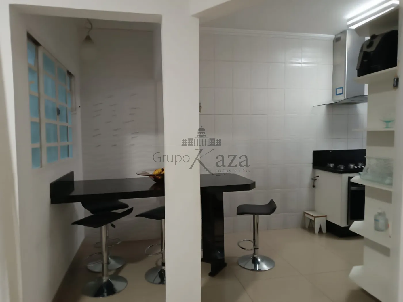 Foto 3 de Casa Padrão em Vila das Flores, São José dos Campos - imagem 3 Foto 3 de Casa Padrão em Vila das Flores, São José dos Campos - imagem 3