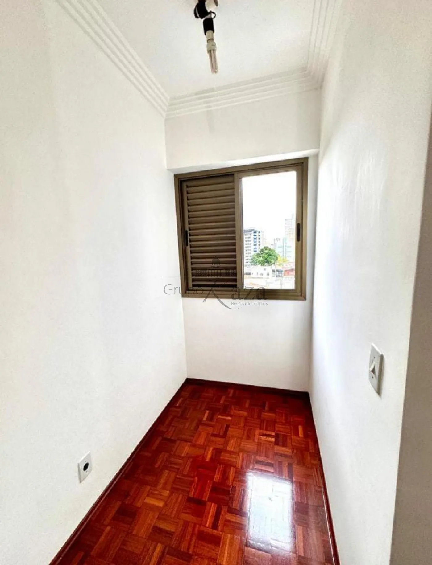 Foto 6 de Apartamento Padrão em Vila Adyana, São José dos Campos - imagem 6