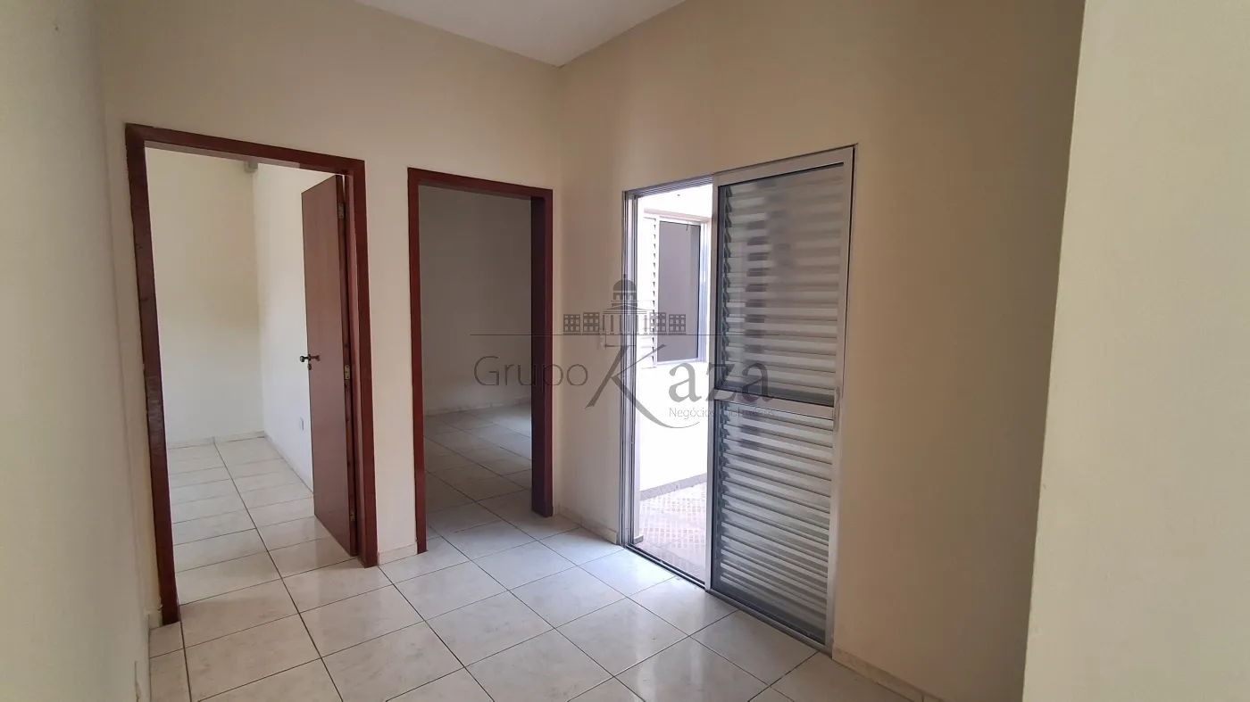 Foto 12 de Casa Padrão em Jardim Santa Maria, Jacareí - imagem 12