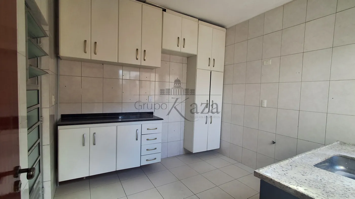Foto 4 de Casa Padrão em Jardim Santa Maria, Jacareí - imagem 4