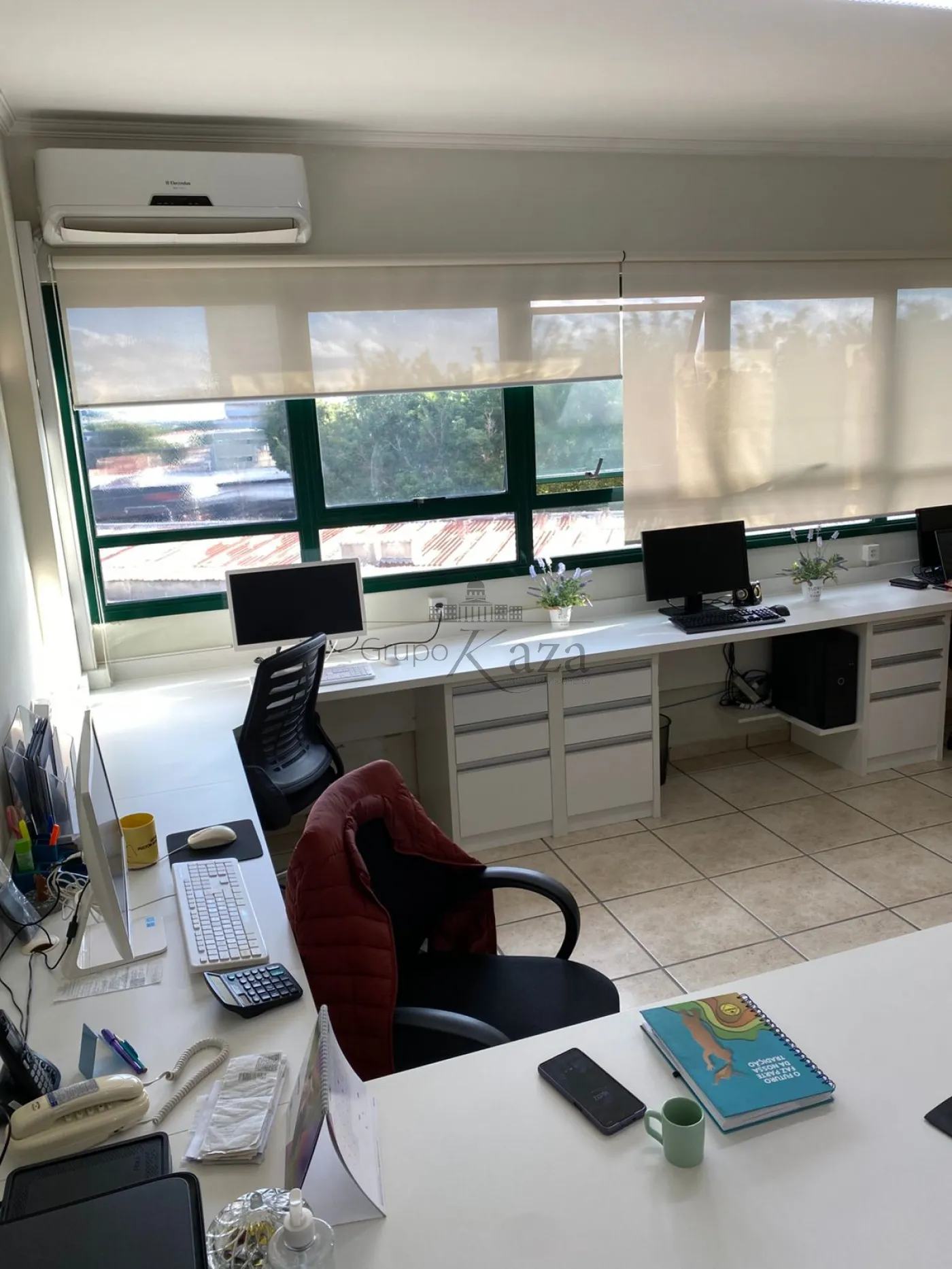 Foto 3 de Comercial Sala Condomínio em Floradas de São José, São José dos Campos - imagem 3
