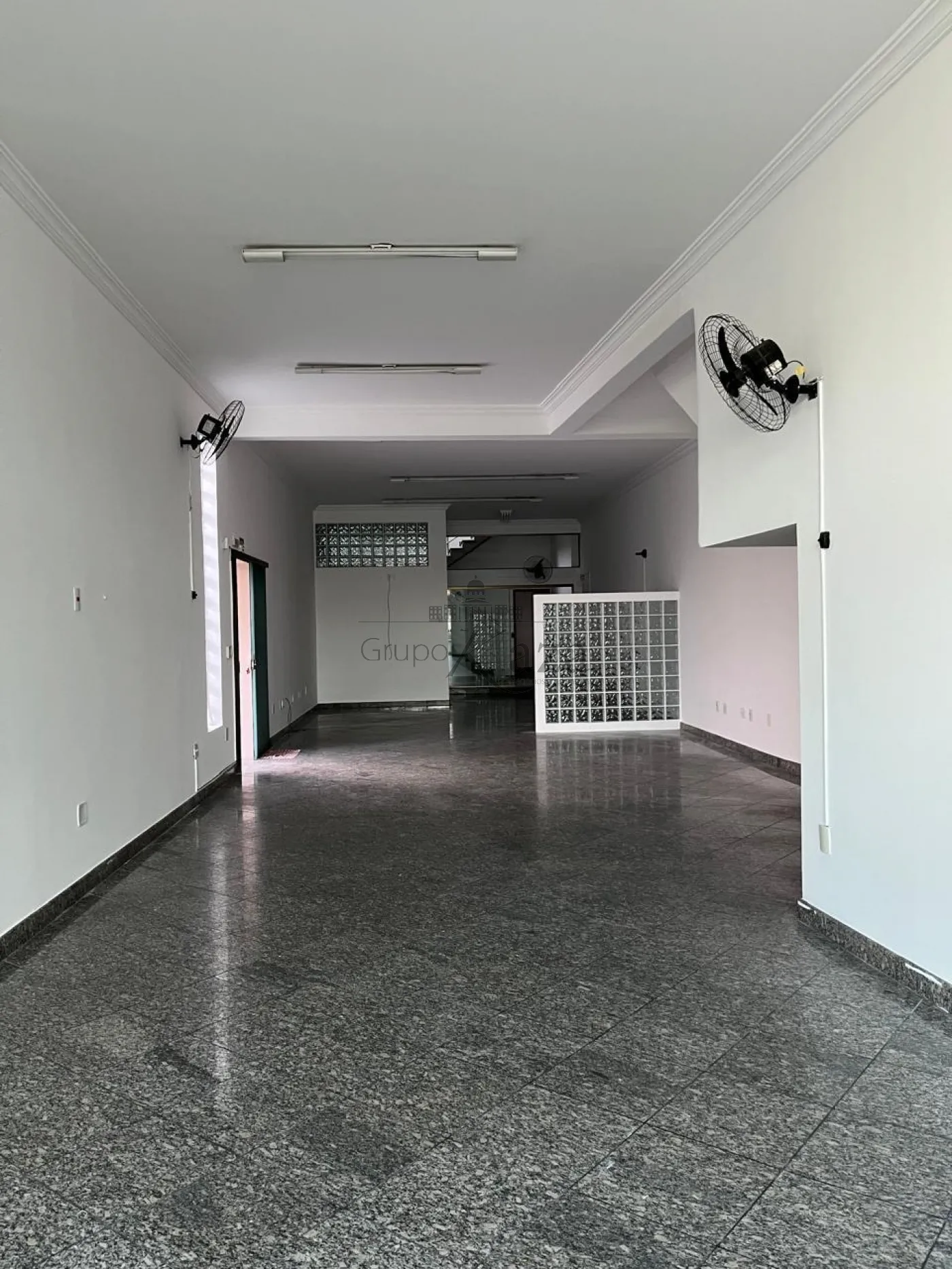 Foto 2 de Comercial Ponto Comercial em Centro, Jacareí - imagem 2