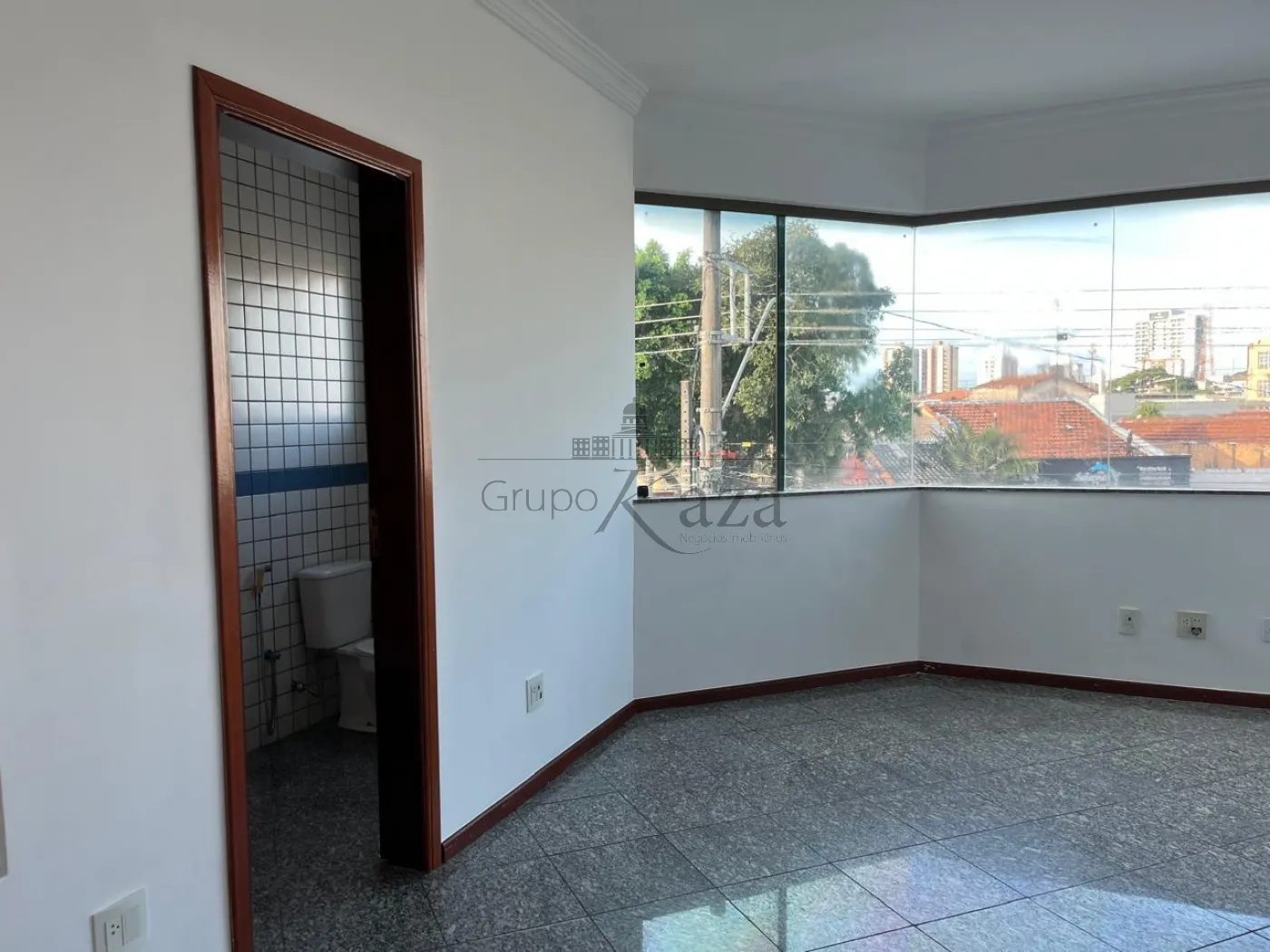 Foto 6 de Comercial Ponto Comercial em Centro, Jacareí - imagem 6