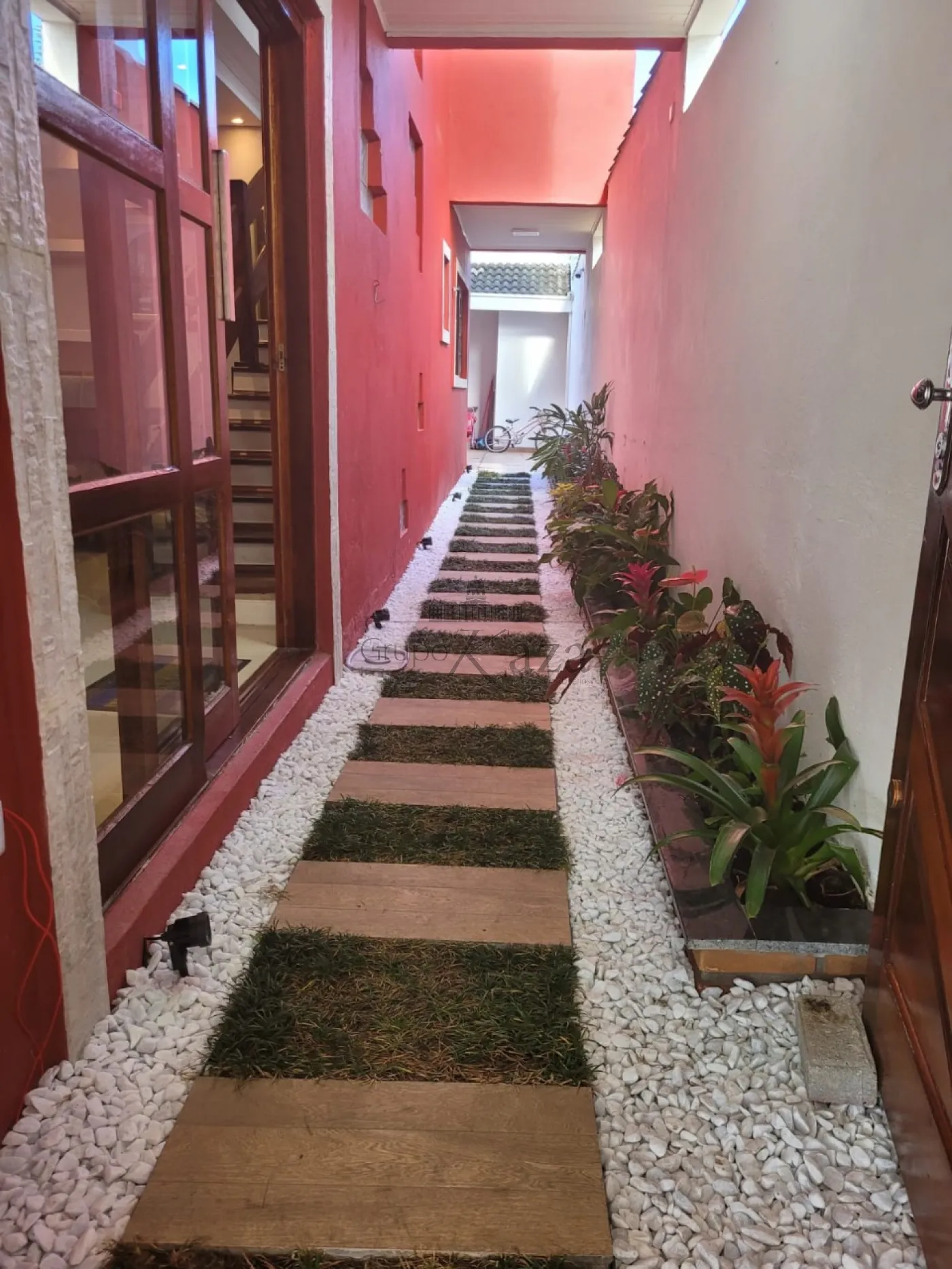 Foto 14 de Casa Sobrado em Portal de Minas, São José dos Campos - imagem 14