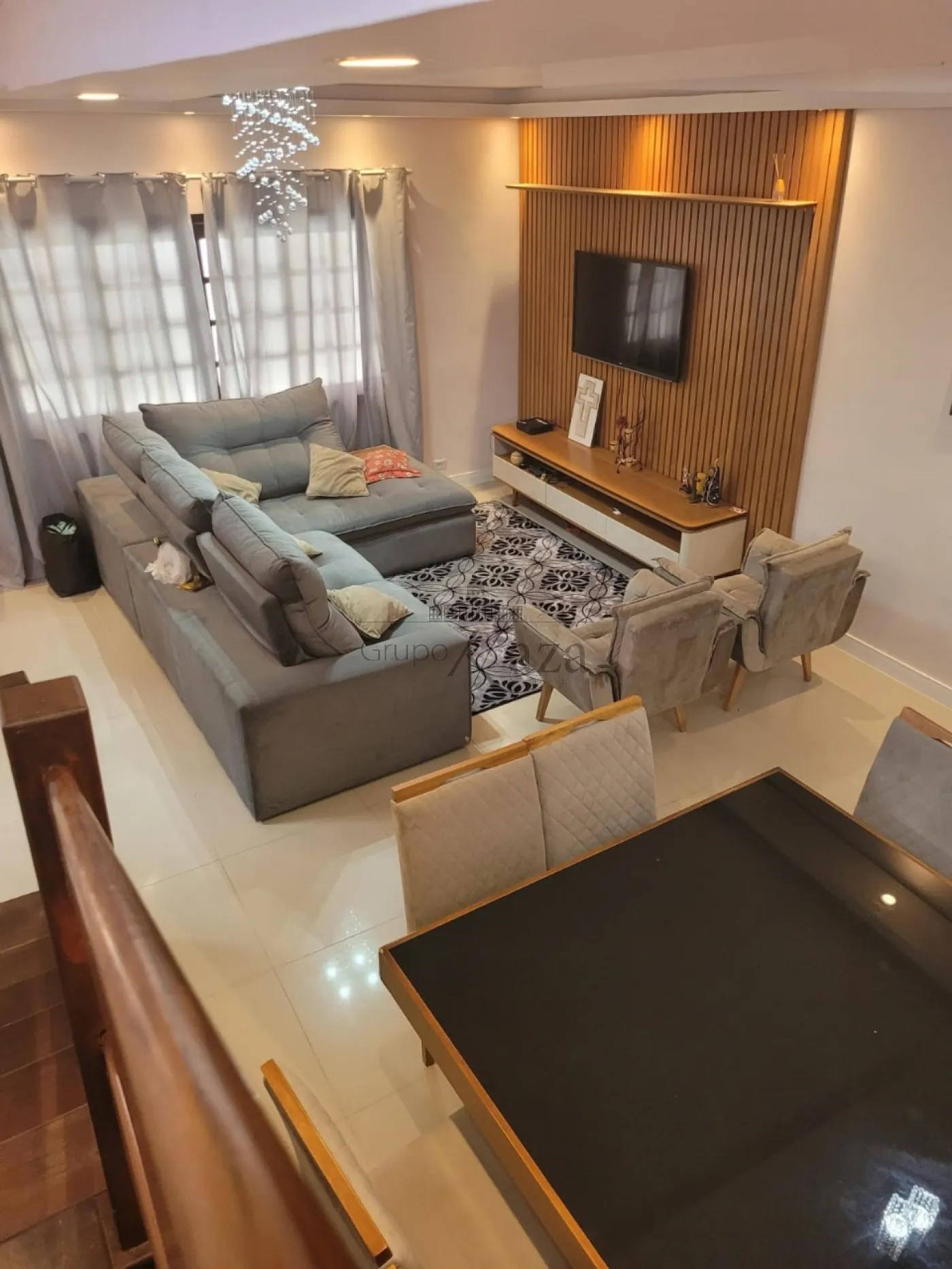 Foto 2 de Casa Sobrado em Portal de Minas, São José dos Campos - imagem 2