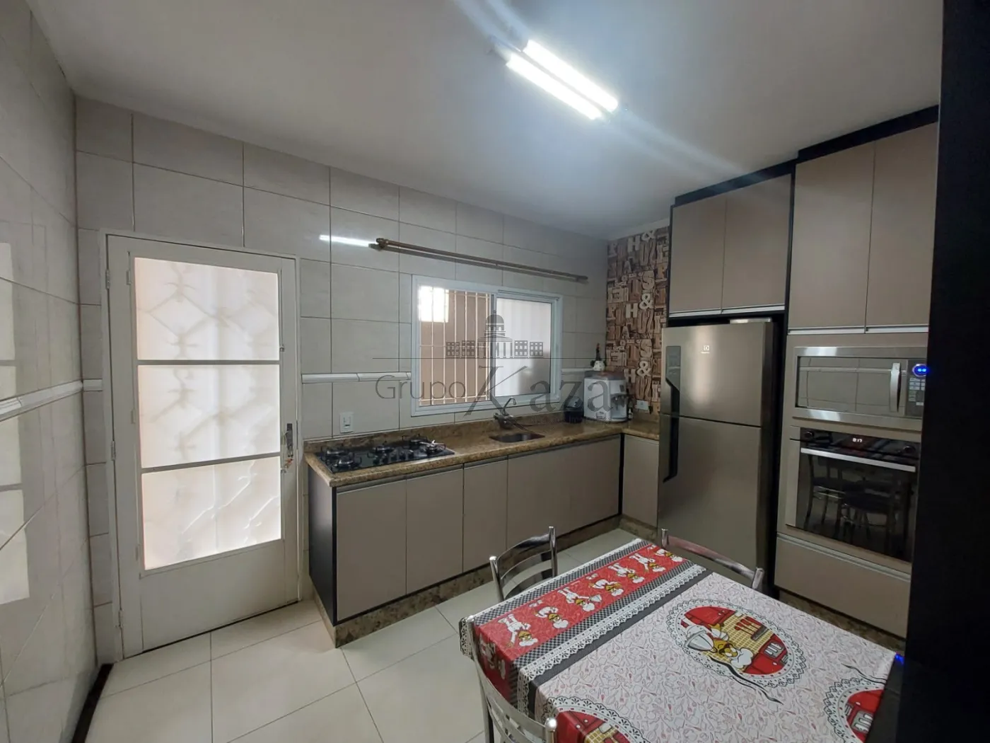 Foto 2 de Casa Térrea em Jardim Altos de Santana II, Jacareí - imagem 2