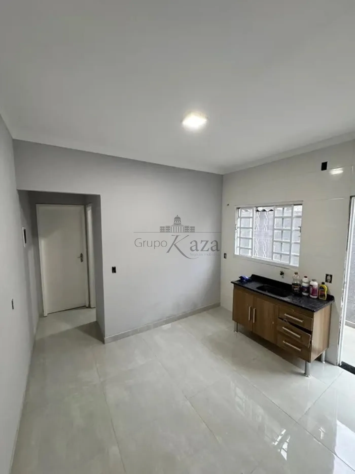 Foto 4 de Casa Padrão em Parque Novo Horizonte, São José dos Campos - imagem 4