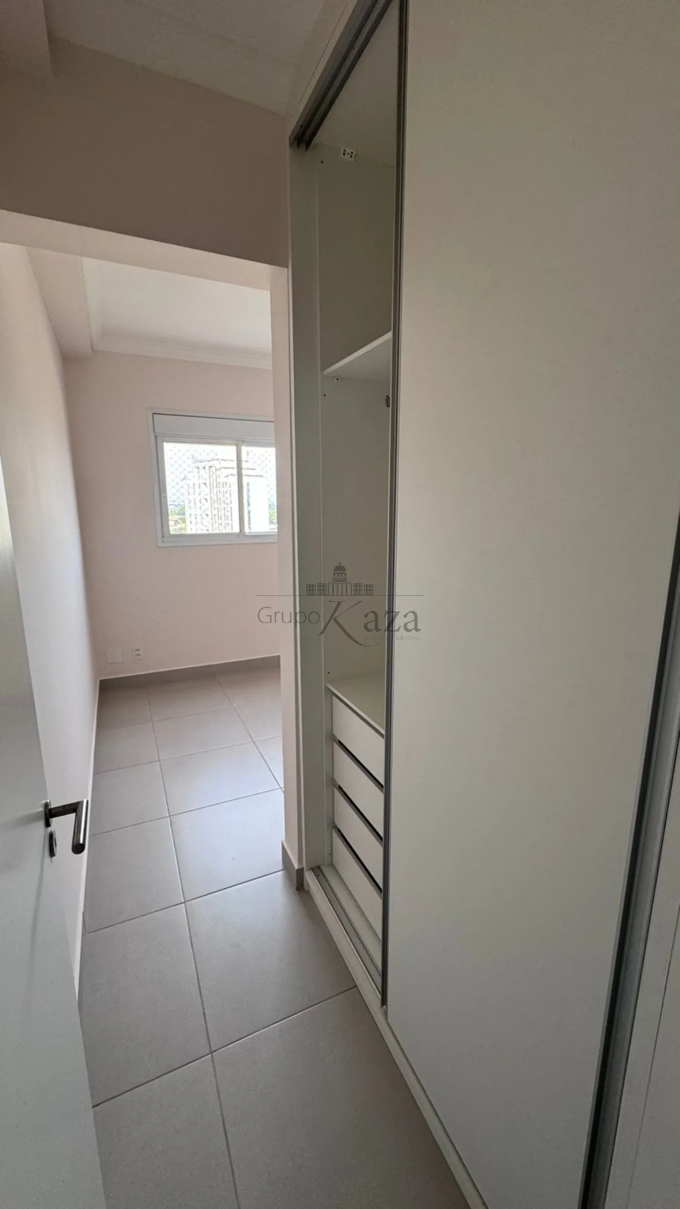 Foto 13 de Apartamento Padrão em Jardim Aquarius, São José dos Campos - imagem 13