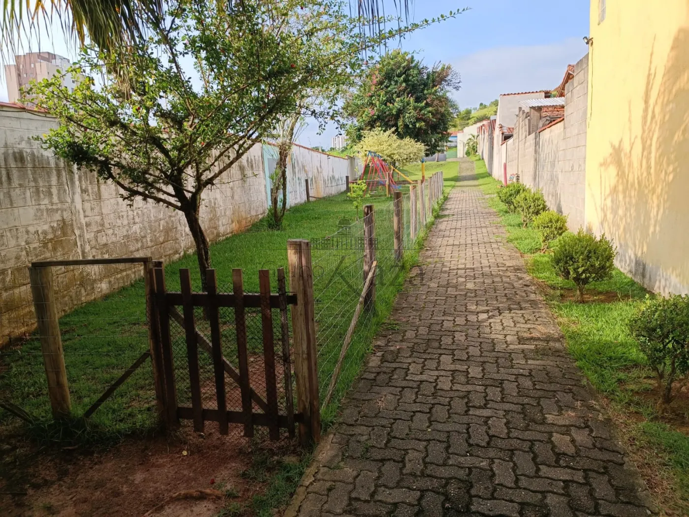 Foto 13 de Casa Condomínio em Jardim Coleginho, Jacareí - imagem 13