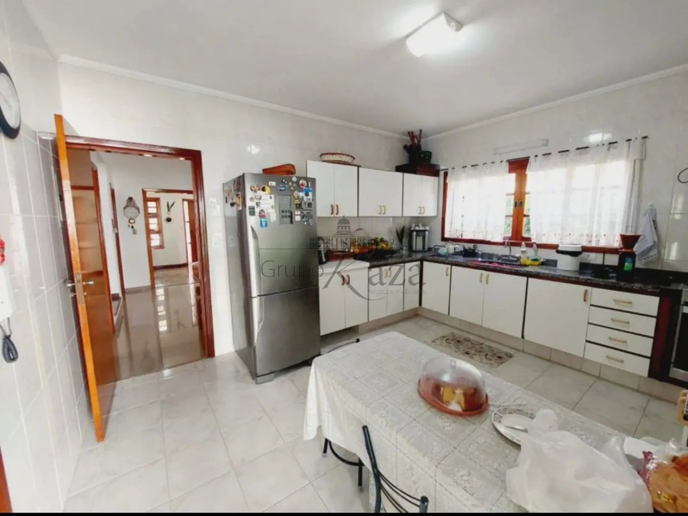 Foto 8 de Casa Condomínio em Jardim das Colinas, São José dos Campos - imagem 8