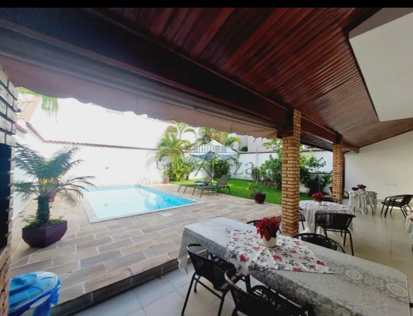 Foto 2 de Casa Condomínio em Jardim das Colinas, São José dos Campos - imagem 2