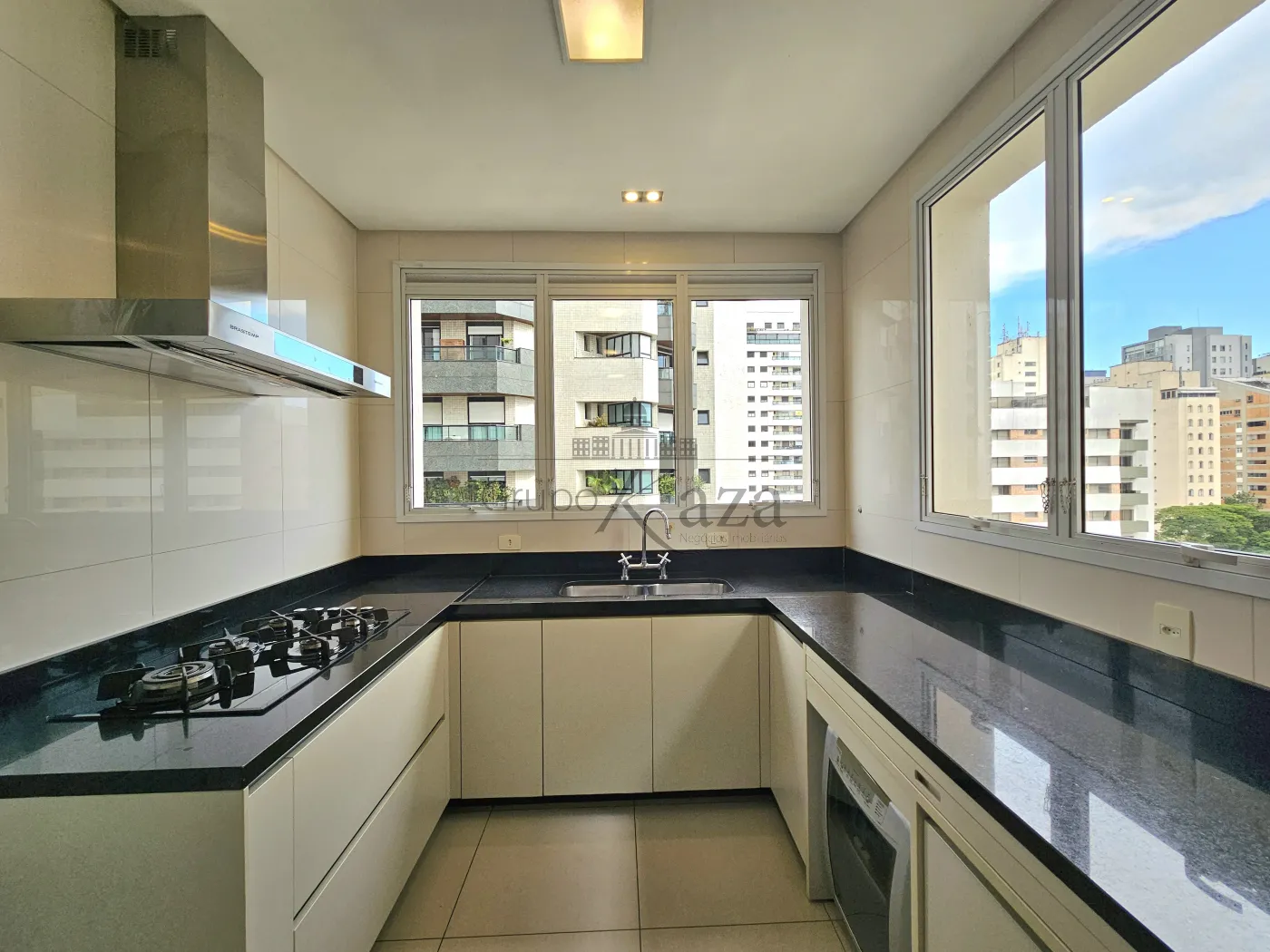 Foto 24 de Apartamento Padrão em Moema, São Paulo - imagem 24