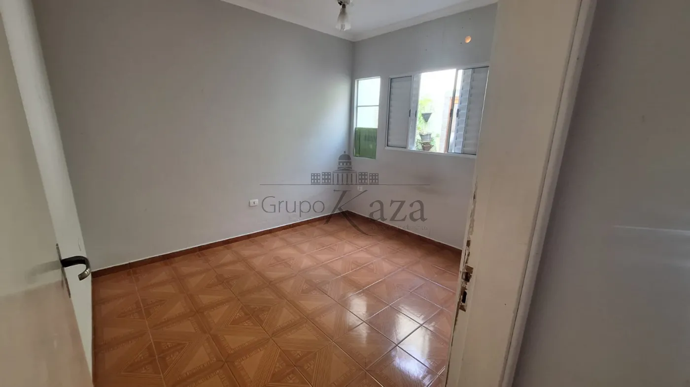 Foto 13 de Casa Padrão em Jardim Santa Maria, Jacareí - imagem 13