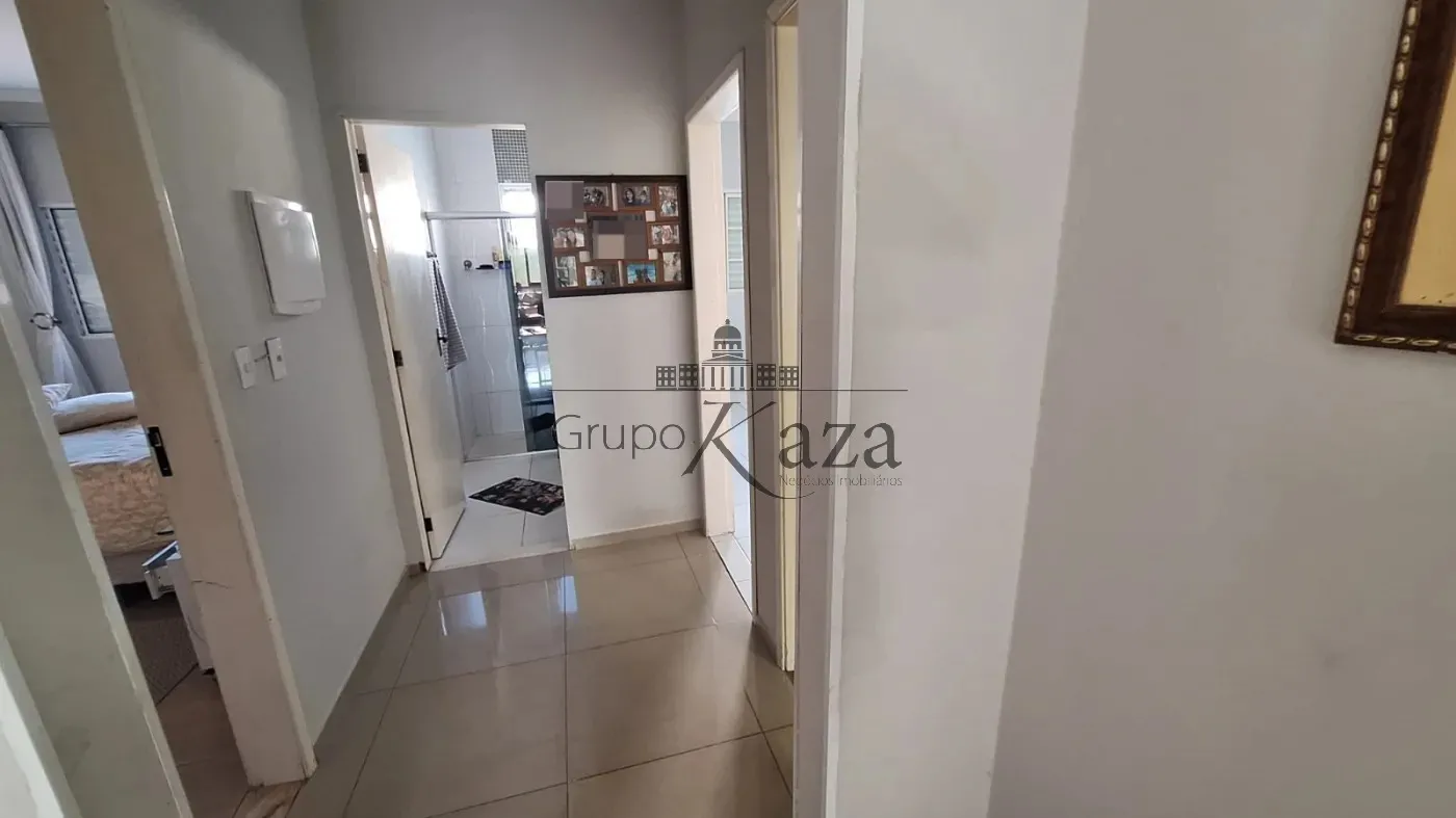 Foto 8 de Casa Padrão em Jardim Santa Maria, Jacareí - imagem 8