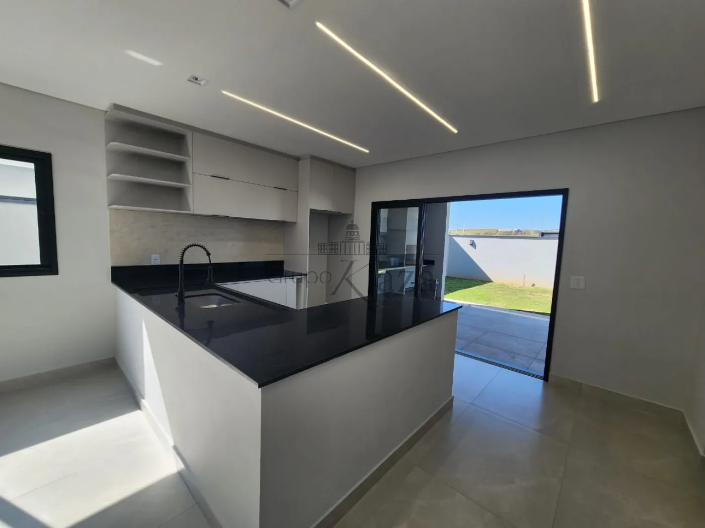 Foto 2 de Casa Condomínio em Residencial Colinas, Caçapava - imagem 2 Foto 2 de Casa Condomínio em Residencial Colinas, Caçapava - imagem 2