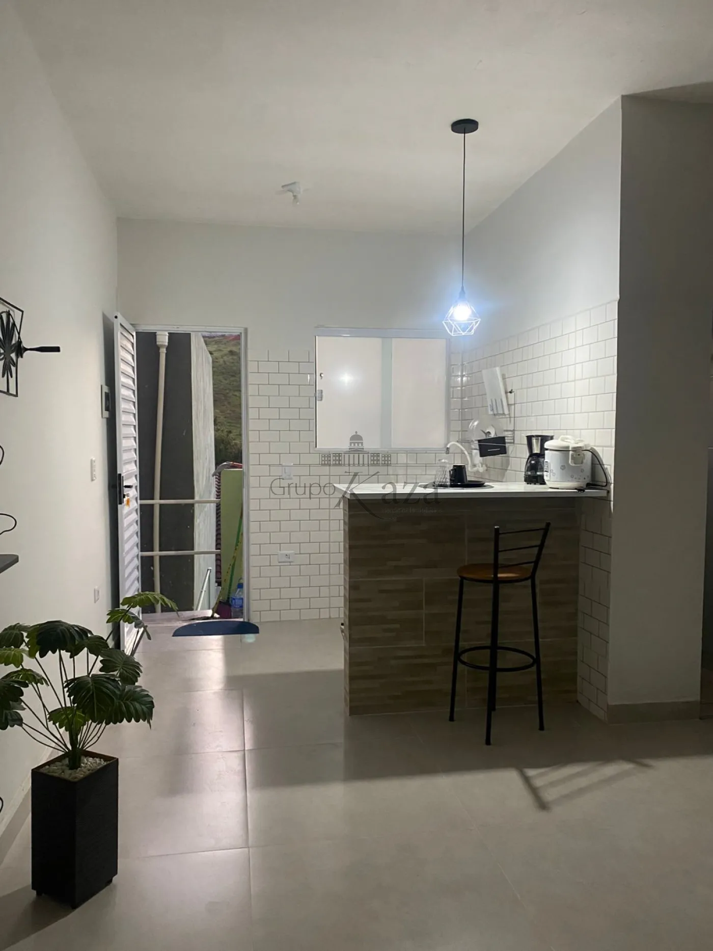 Foto 5 de Casa Kitnet em Bairro do Colonia, Jacareí - imagem 5