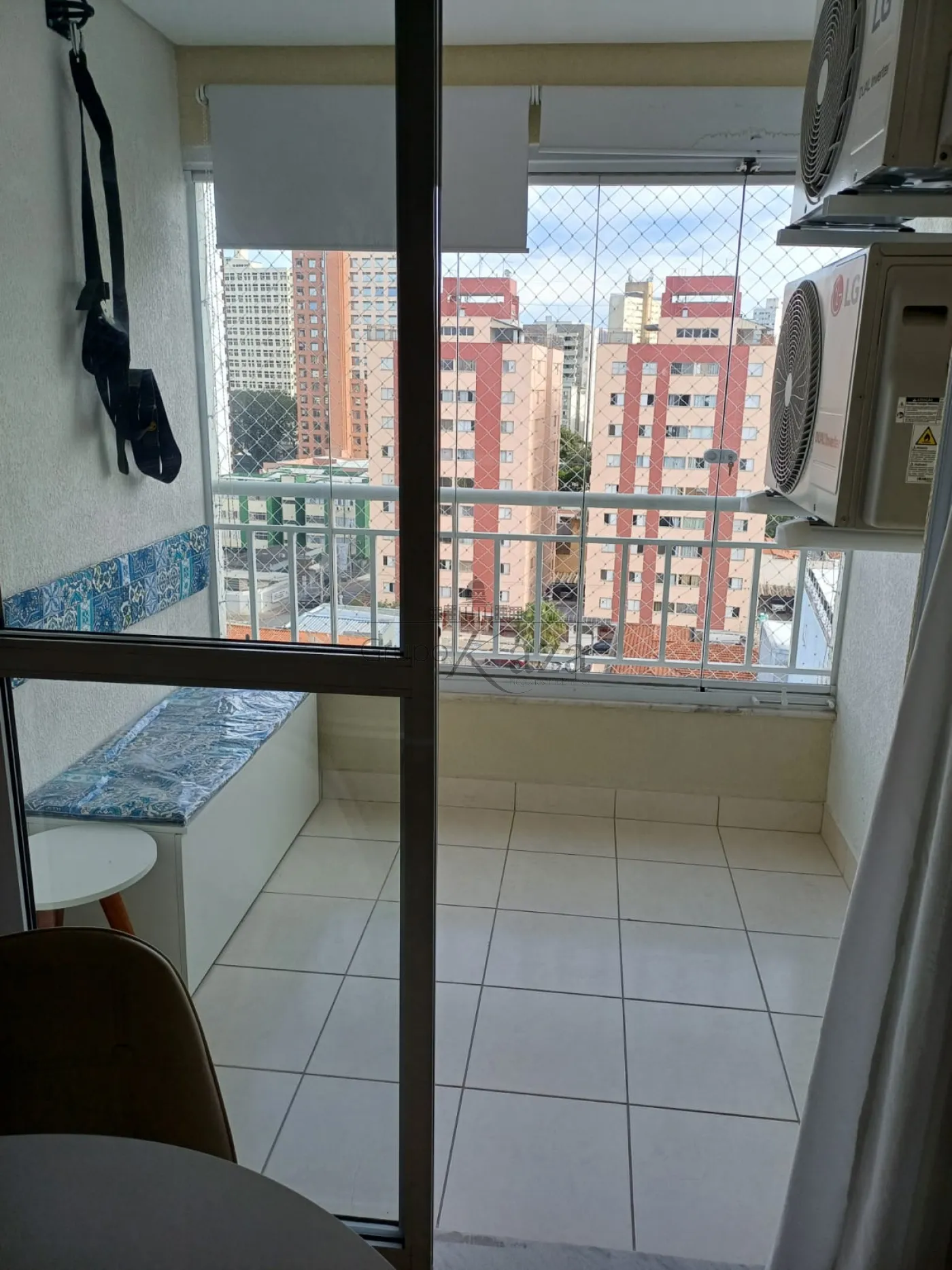 Foto 3 de Apartamento Padrão em Jardim São Dimas, São José dos Campos - imagem 3