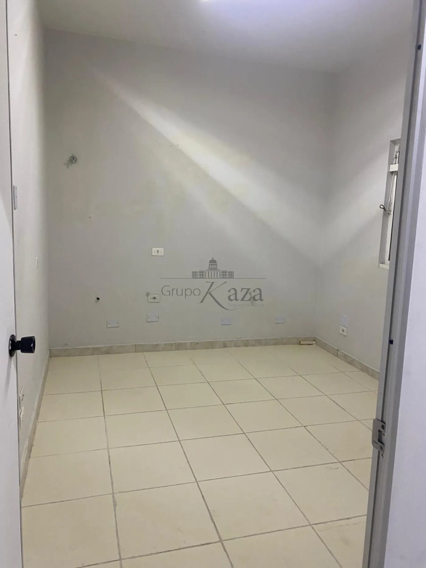 Foto 3 de Comercial Sala em Parque Industrial, São José dos Campos - imagem 3