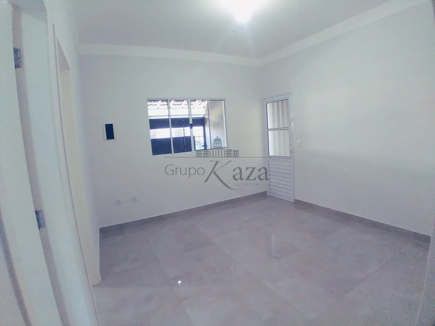 Foto 2 de Casa Padrão em Vila Tesouro, São José dos Campos - imagem 2