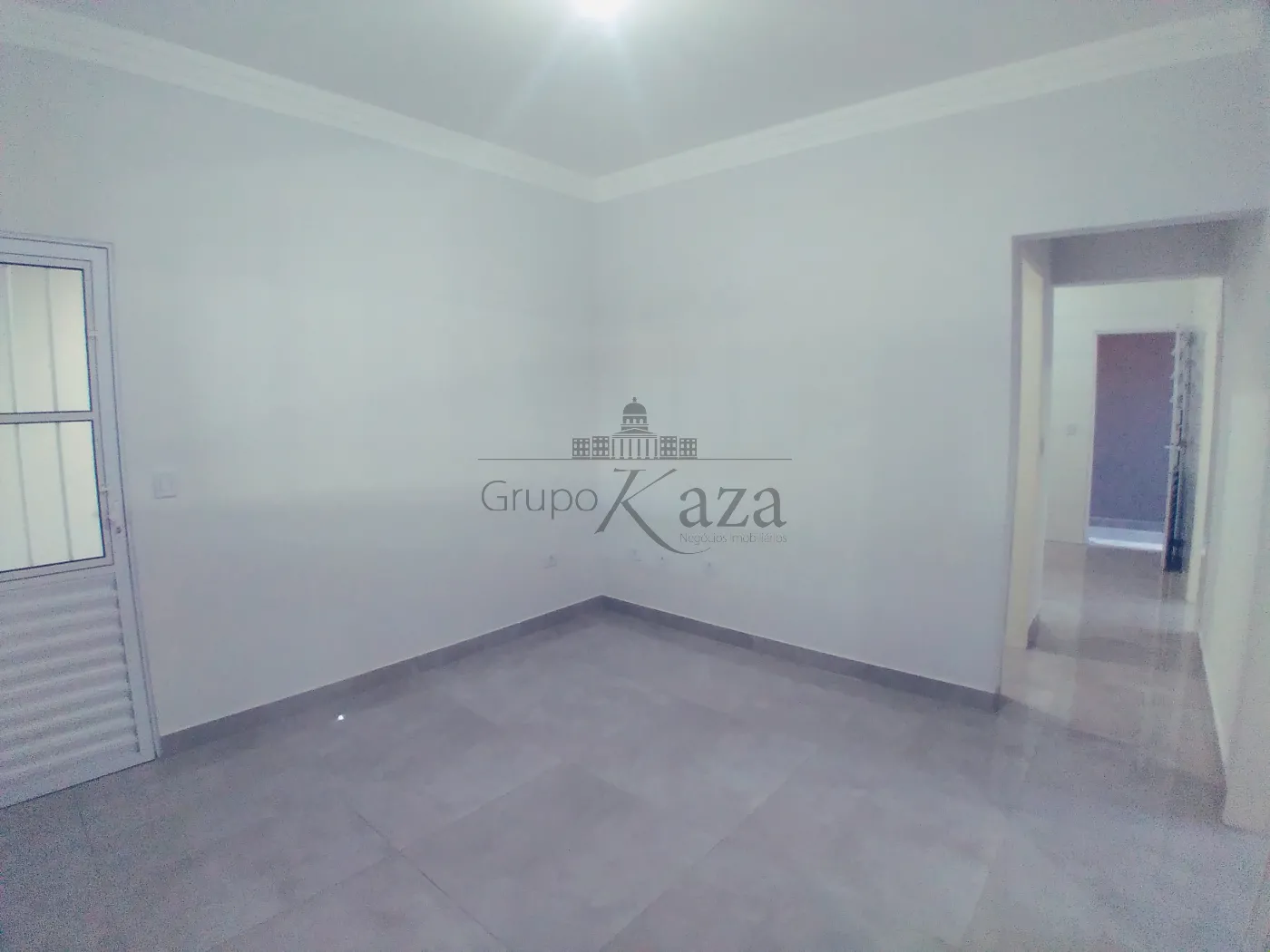 Foto 3 de Casa Padrão em Vila Tesouro, São José dos Campos - imagem 3