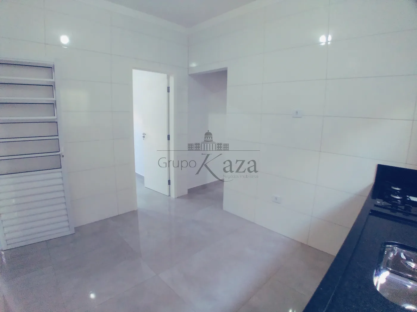 Foto 5 de Casa Padrão em Vila Tesouro, São José dos Campos - imagem 5