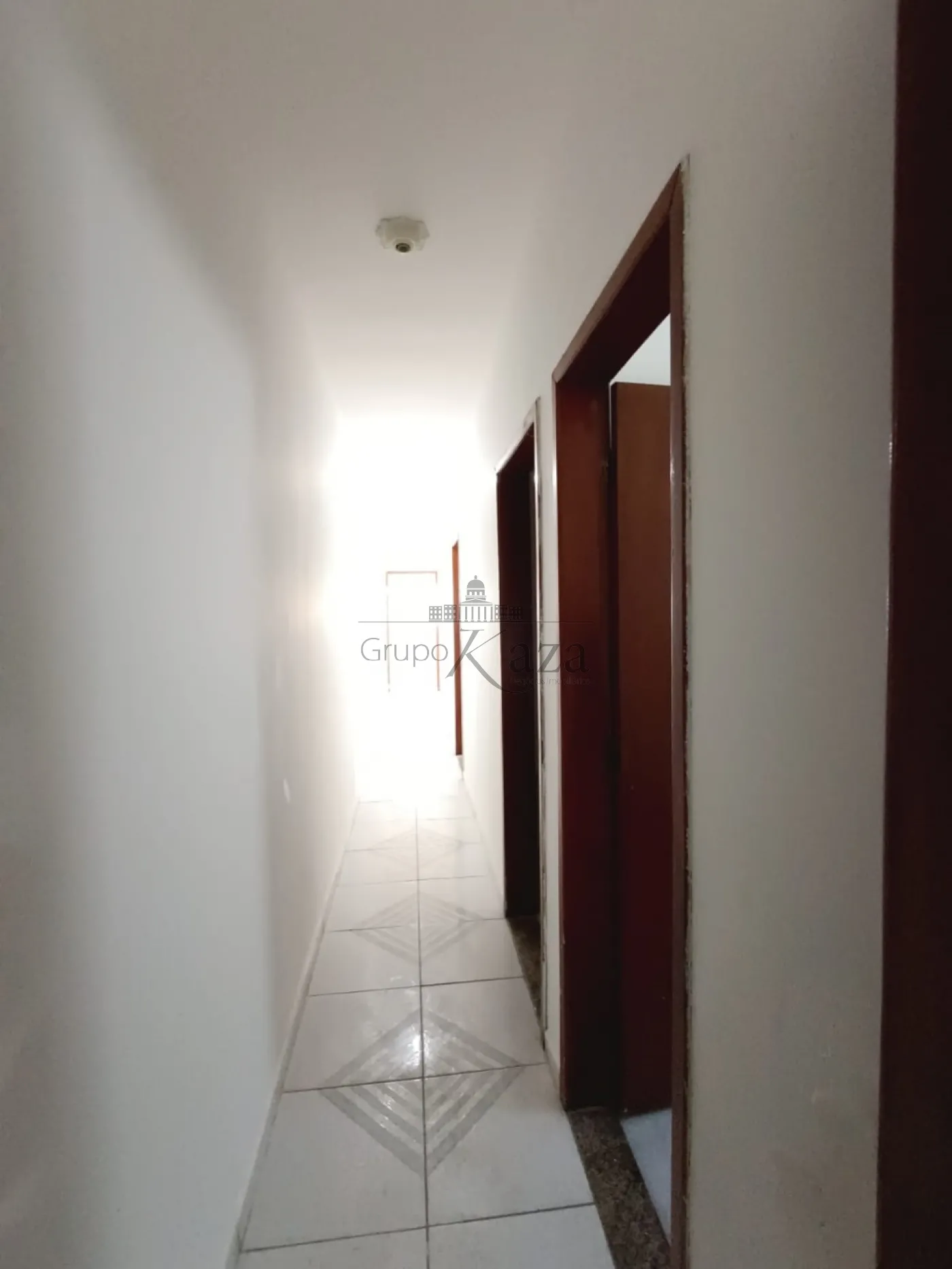 Foto 5 de Casa Padrão em Jardim São Leopoldo, São José dos Campos - imagem 5