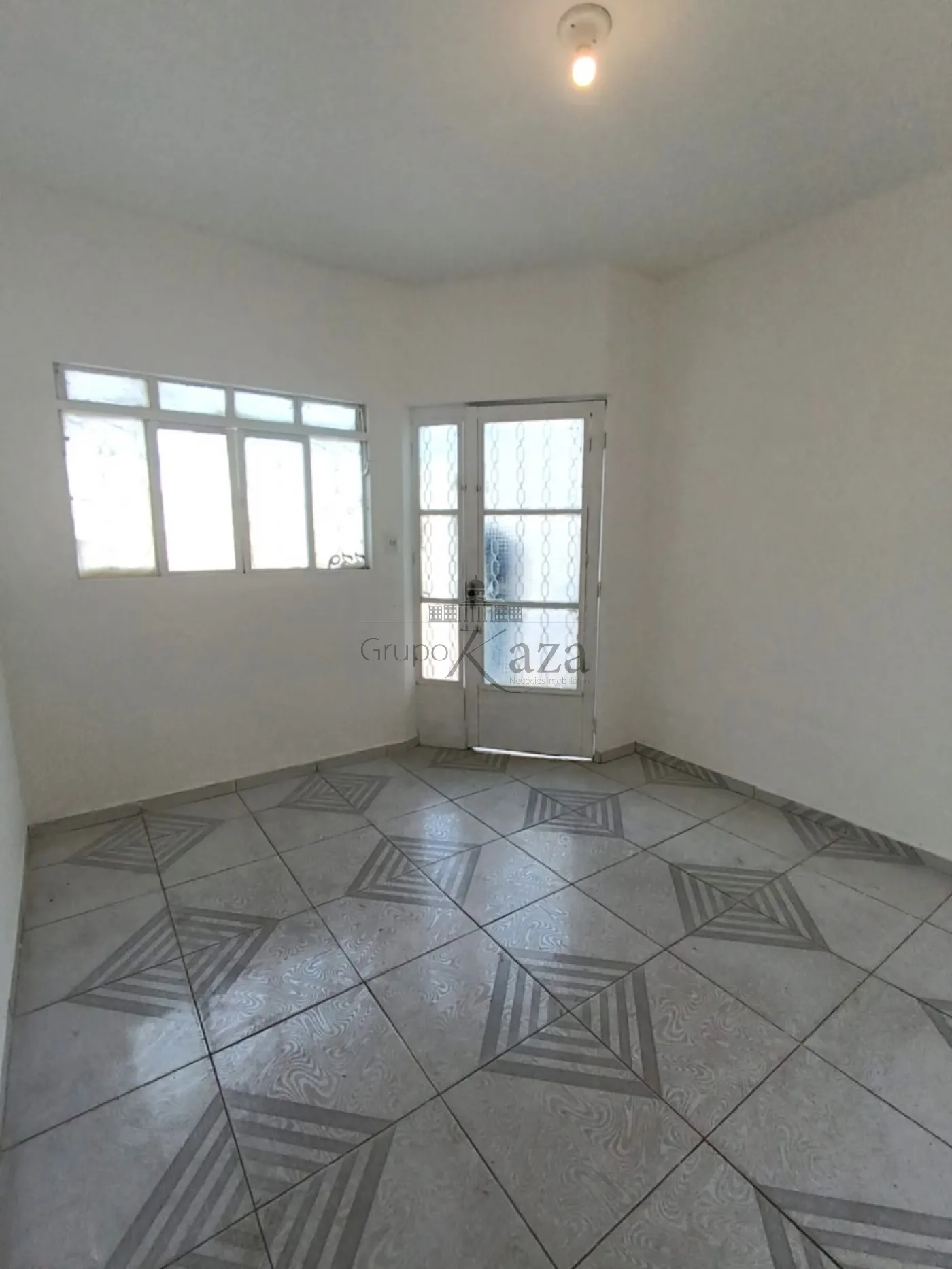 Foto 1 de Casa Padrão em Jardim São Leopoldo, São José dos Campos - imagem 1
