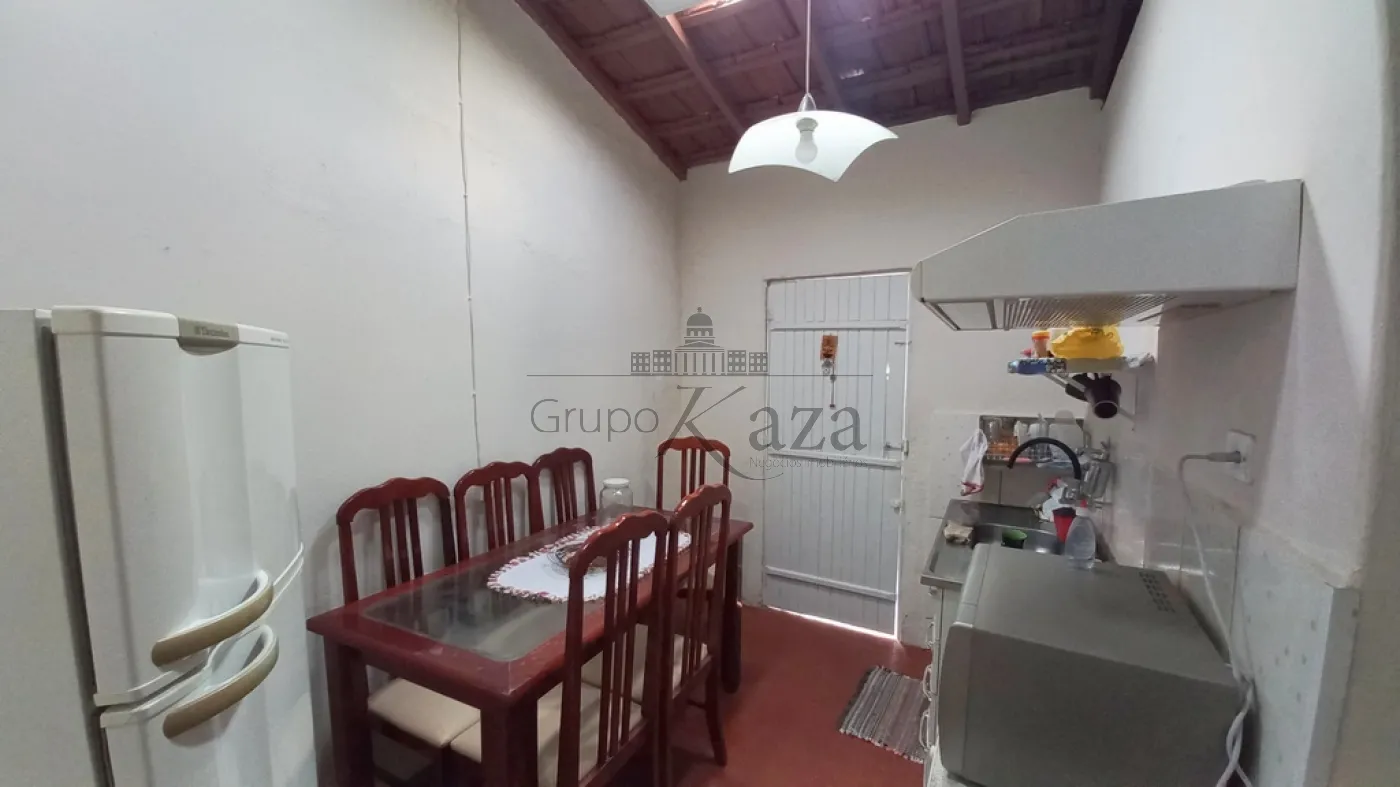 Foto 18 de Casa Térrea em Jardim da Granja, São José dos Campos - imagem 18
