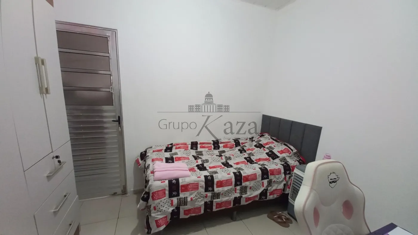 Foto 8 de Casa Térrea em Jardim da Granja, São José dos Campos - imagem 8