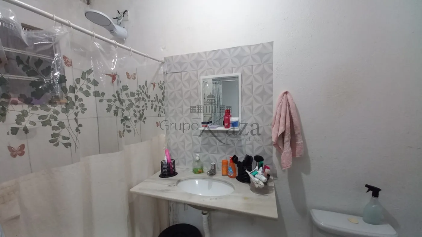 Foto 11 de Casa Térrea em Jardim da Granja, São José dos Campos - imagem 11