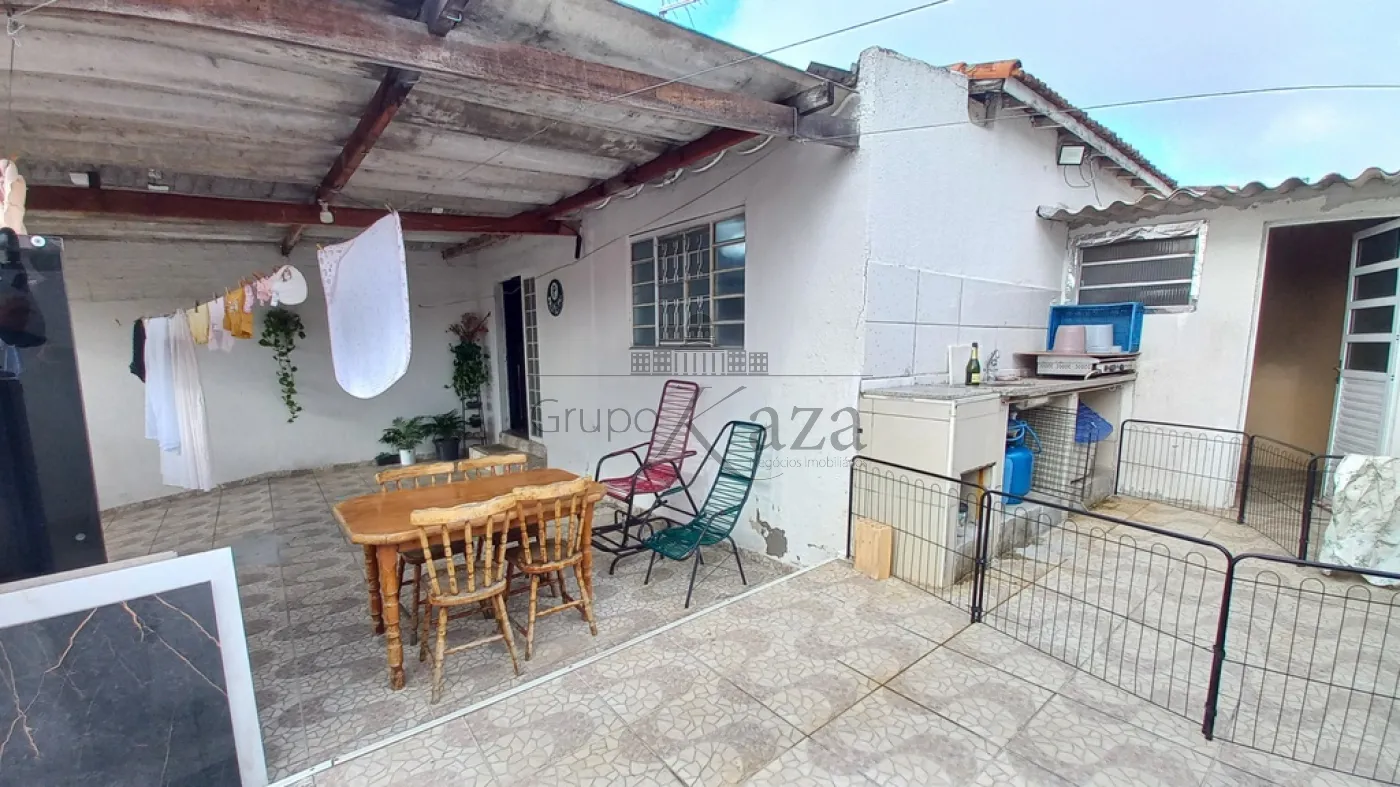 Foto 15 de Casa Térrea em Jardim da Granja, São José dos Campos - imagem 15