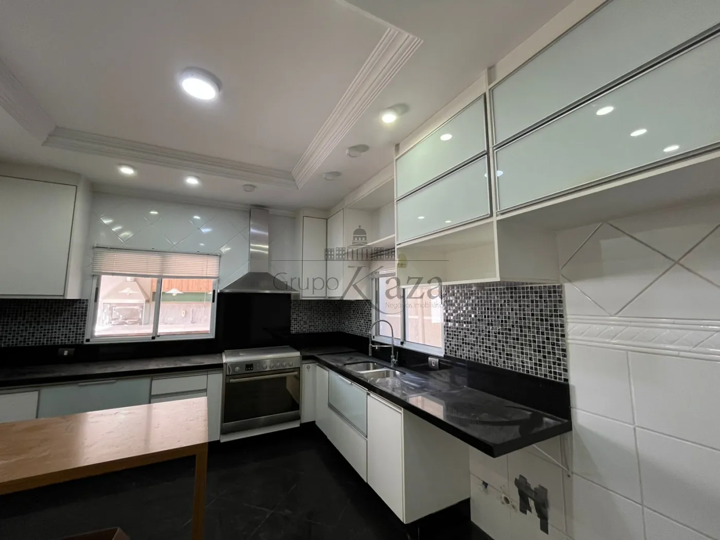 Foto 13 de Casa Condomínio em Vila Zezé, Jacareí - imagem 13