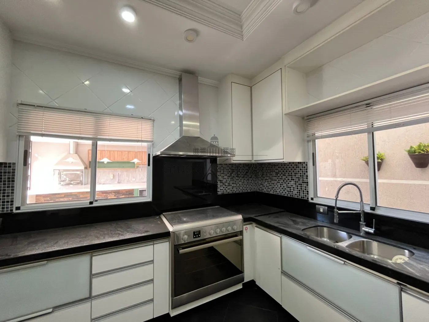 Foto 14 de Casa Condomínio em Vila Zezé, Jacareí - imagem 14
